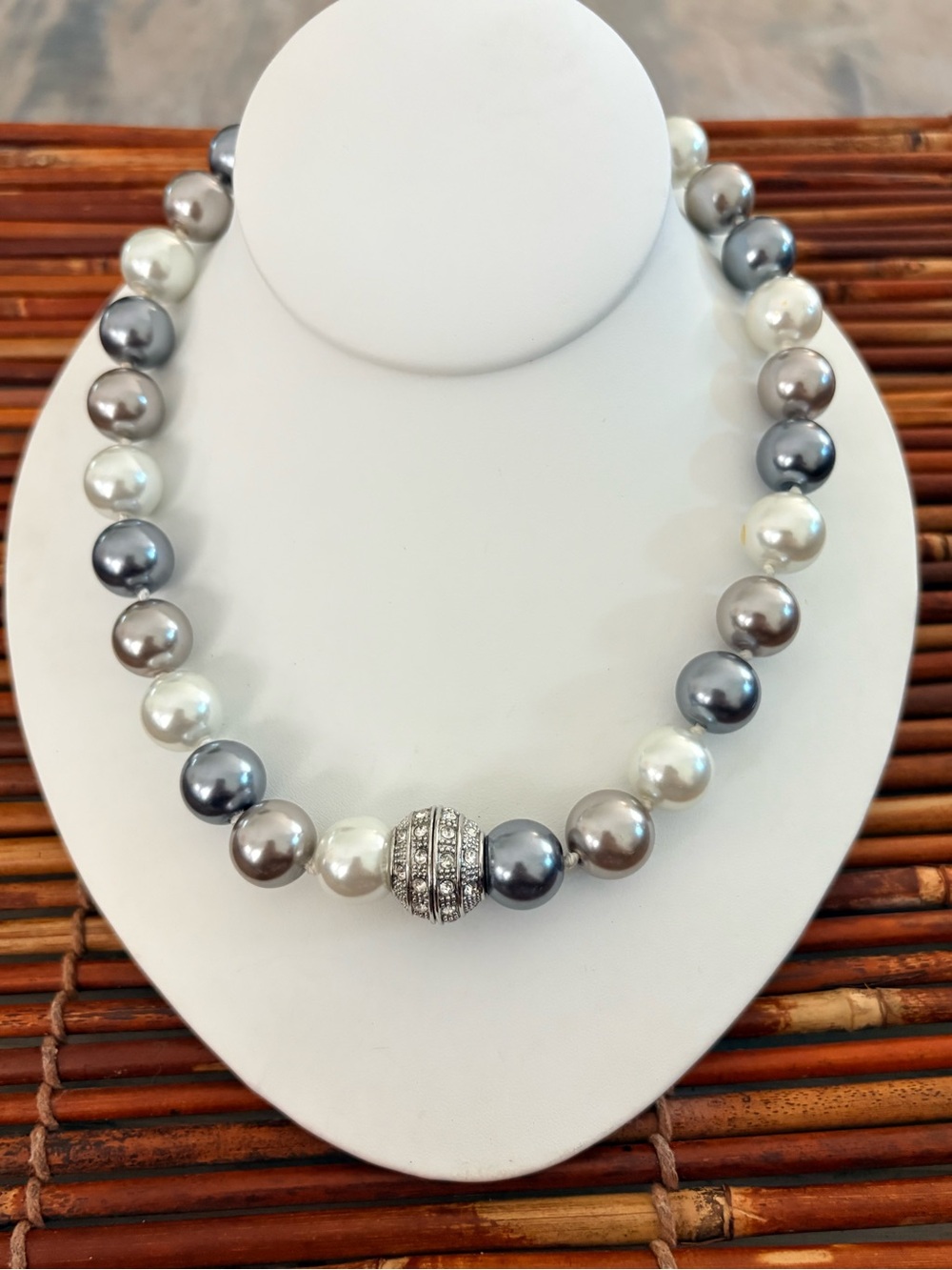 Two-Tone Faux Pearl Necklace Pavé Accent Bead White & Gray Magnetic Closure 28.5